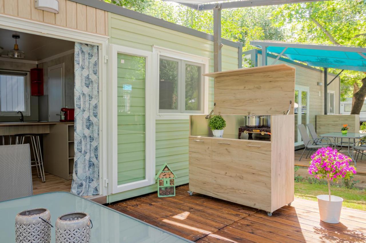 Armenistis Camping & Bungalows Szárti Szoba fotó