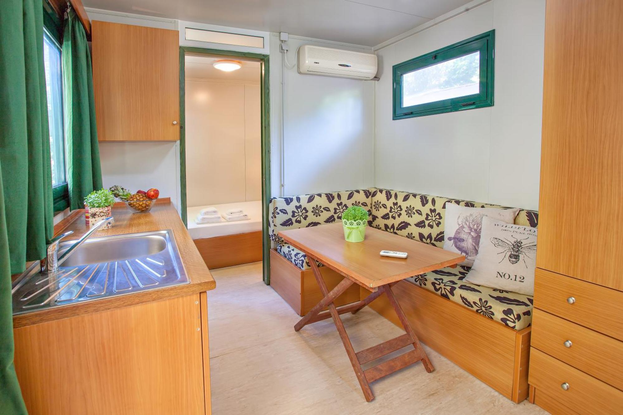 Armenistis Camping & Bungalows Szárti Szoba fotó